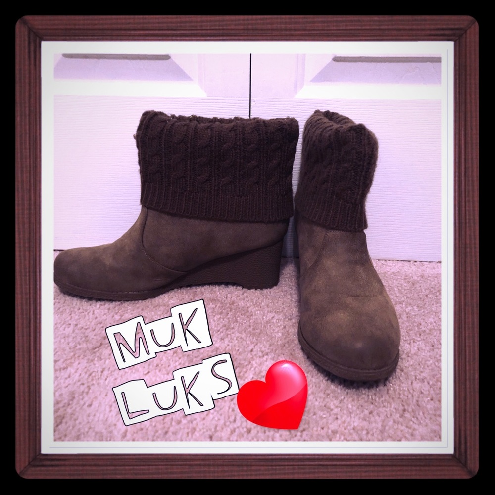 MUK LUKS ANGLE BOOTS GREAT CONDITION